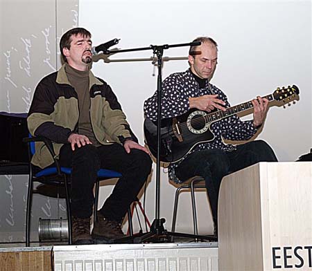 PC124305-